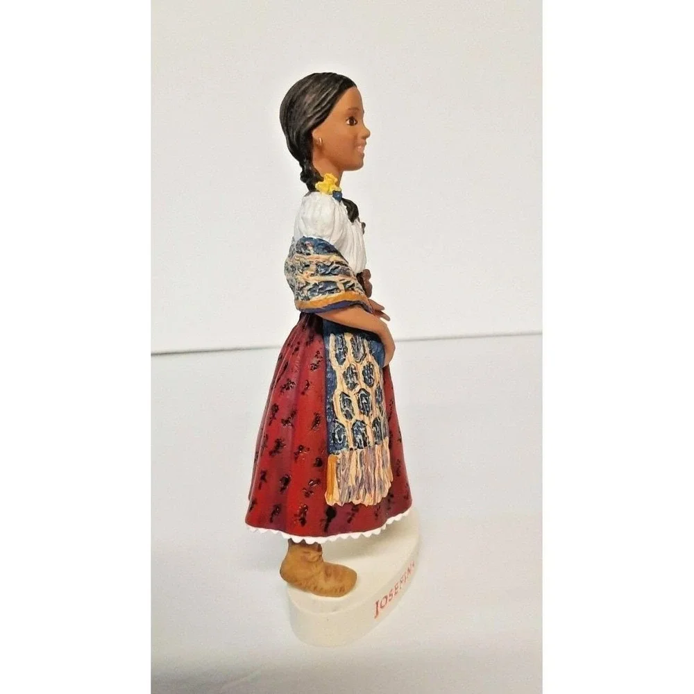 American Girl‎ Josefina Montoya 1824 Hallmark Handcrafted Figurine with Box